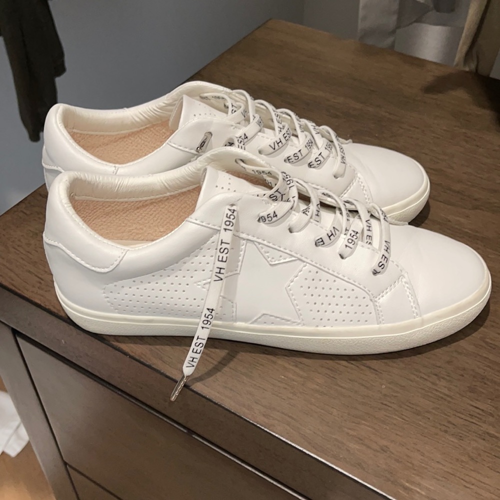 Vintage Havana All white sneakers NWOT